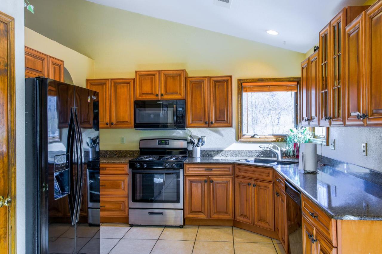 Meadow Creek Manor Vila Whittier Exterior foto